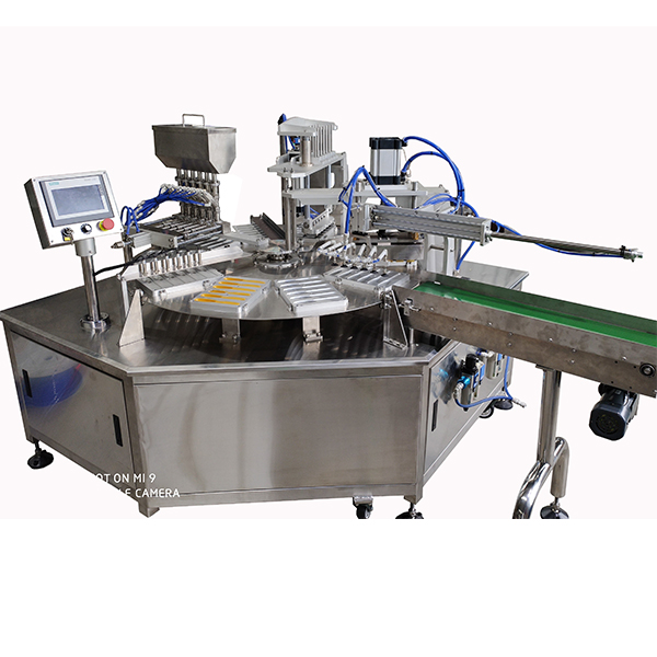 Automatic honey spoon filling sealing and pillow bag packing machine